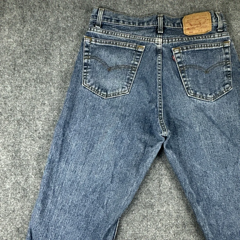 Vintage Levi's 550 Jeans Men's 34x32 Blue Made in USA Tapered Leg Relaxed Fit